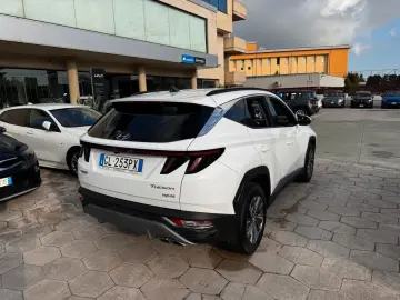 HYUNDAI HYUNDAI TUCSON 1.6 HEV 2023 SUPER ACCESSORIATA