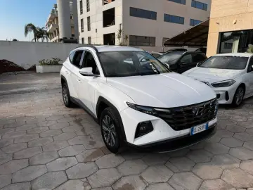 HYUNDAI HYUNDAI TUCSON 1.6 HEV 2023 SUPER ACCESSORIATA