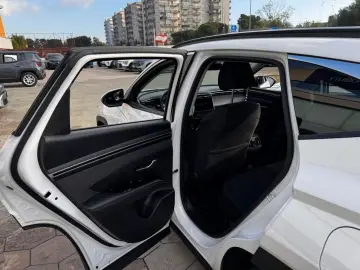 HYUNDAI HYUNDAI TUCSON 1.6 HEV 2023 SUPER ACCESSORIATA