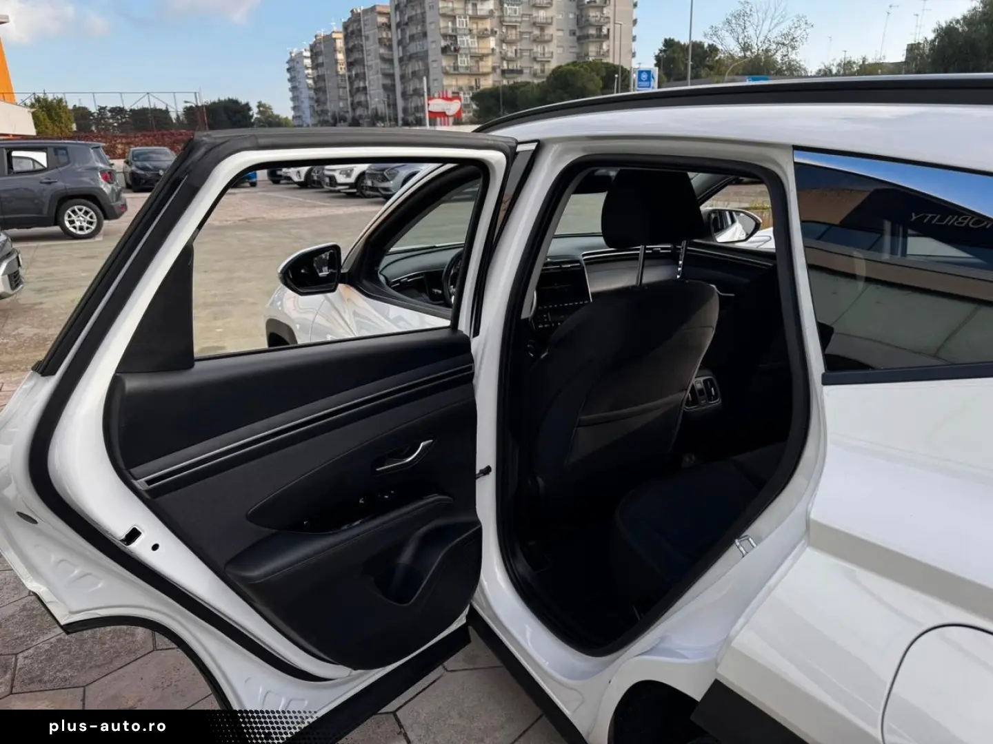 HYUNDAI HYUNDAI TUCSON 1.6 HEV 2023 SUPER ACCESSORIATA