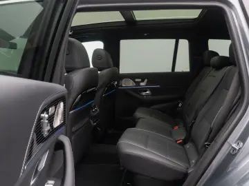 MERCEDES-BENZ GLS 580 4Matic Burmester AMG 22Zoll 7 …