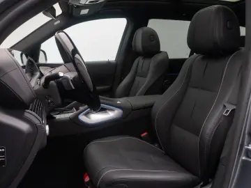 MERCEDES-BENZ GLS 580 4Matic Burmester AMG 22Zoll 7 …
