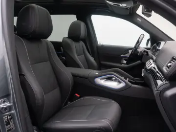 MERCEDES-BENZ GLS 580 4Matic Burmester AMG 22Zoll 7 …