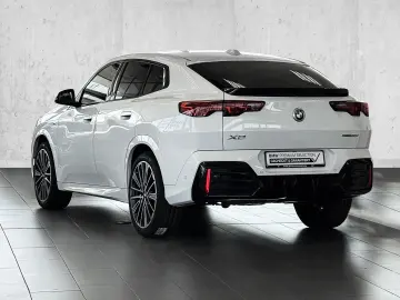 BMW X2 xDrive20d M-SPORT   HUD   ACC  PA    DA  AHK