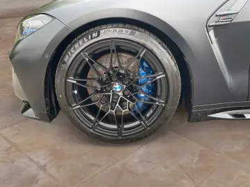 BMW M4 Competition M xDrive