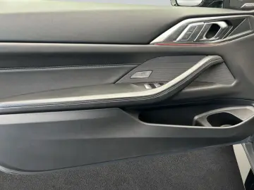 BMW M4 Cabrio Competition xDrive Laser HeadUp H&K