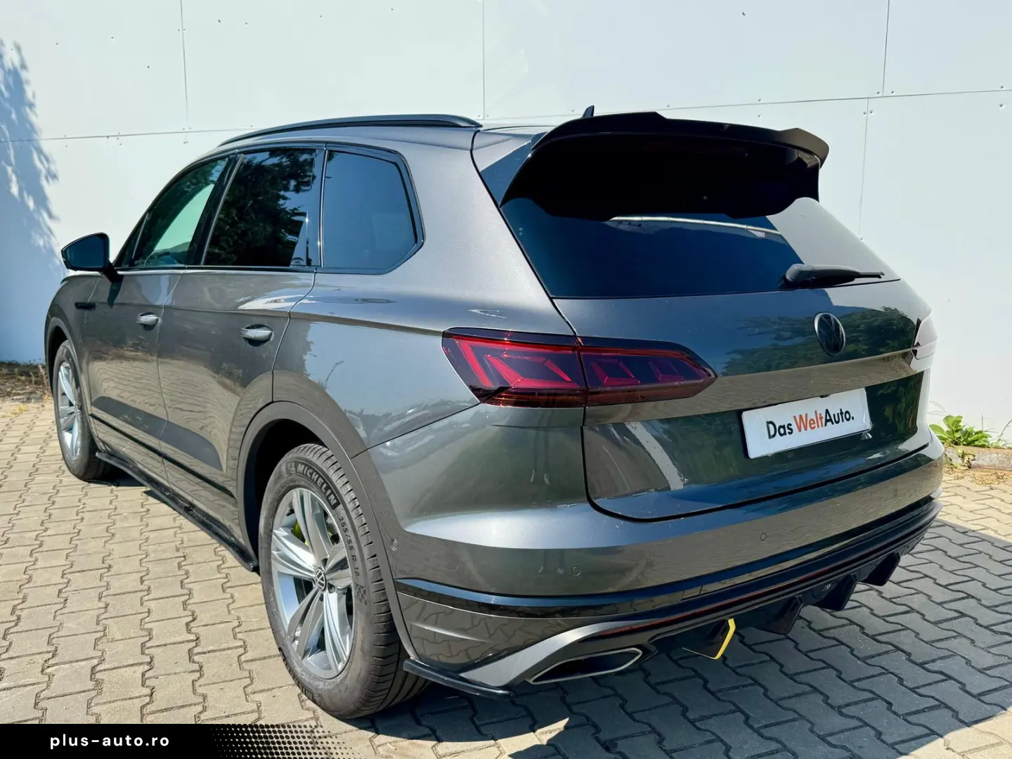 Volkswagen TOUAREG SUV 2022