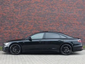 AUDI A8L 60 TFSIe quattro   Design Selection
