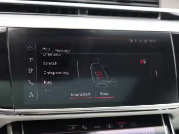 AUDI A8L 60 TFSIe quattro   Design Selection
