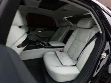 AUDI A8L 60 TFSIe quattro   Design Selection