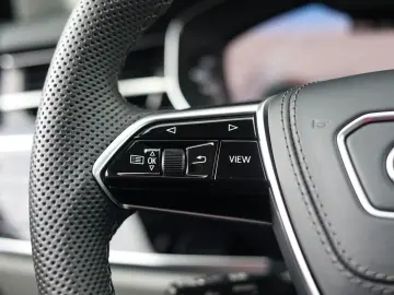 AUDI A8L 60 TFSIe quattro   Design Selection