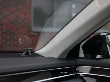 AUDI A8L 60 TFSIe quattro   Design Selection