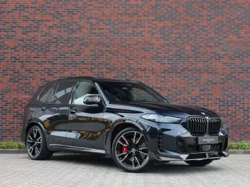 BMW X5 50e xDrive   M performance - Skylounge
