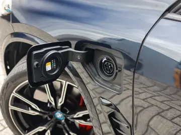 BMW X5 50e xDrive   M performance - Skylounge