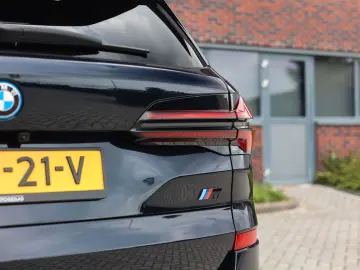 BMW X5 50e xDrive   M performance - Skylounge