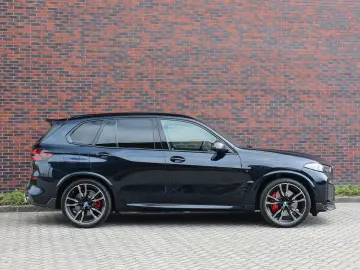 BMW X5 50e xDrive   M performance - Skylounge