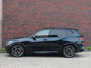 BMW X5 50e xDrive   M performance - Skylounge