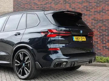 BMW X5 50e xDrive   M performance - Skylounge