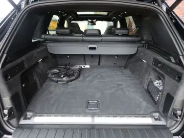 BMW X5 50e xDrive   M performance - Skylounge
