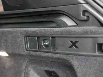 BMW X5 50e xDrive   M performance - Skylounge