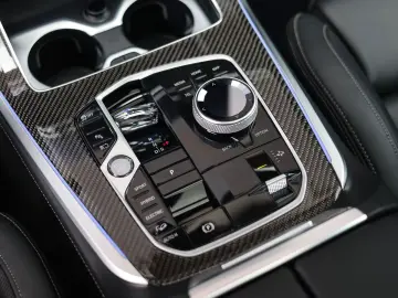 BMW X5 50e xDrive   M performance - Skylounge