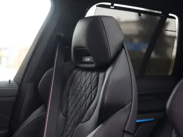 BMW X5 50e xDrive   Pano - AHK - HUD