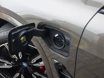 BMW X5 50e xDrive   Pano - AHK - HUD