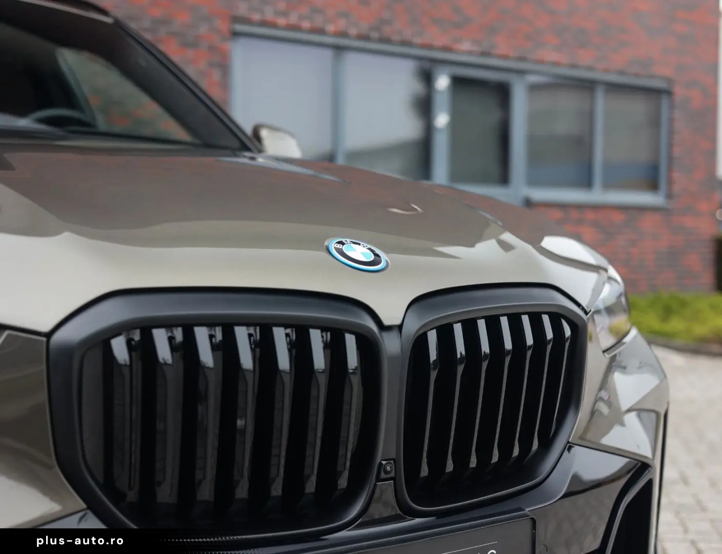 BMW X5 50e xDrive   Pano - AHK - HUD