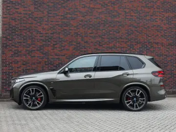 BMW X5 50e xDrive   Pano - AHK - HUD