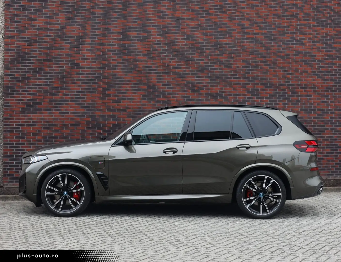 BMW X5 50e xDrive   Pano - AHK - HUD