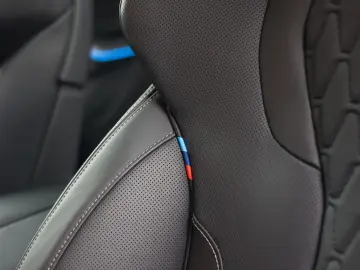 BMW X5 50e xDrive   Pano - AHK - HUD