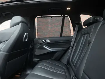 BMW X5 50e xDrive   Pano - AHK - HUD