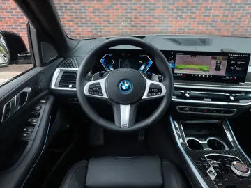 BMW X5 50e xDrive   Pano - AHK - HUD