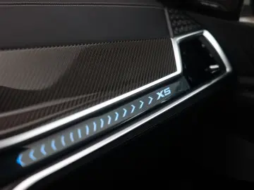 BMW X5 50e xDrive   Pano - AHK - HUD