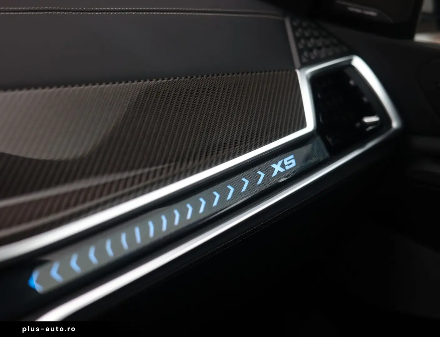 BMW X5 50e xDrive   Pano - AHK - HUD