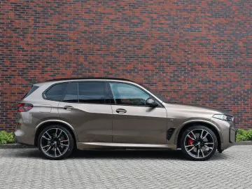 BMW X5 50e xDrive   Individual - Voll! - Skylounge