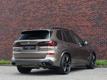 BMW X5 50e xDrive   Individual - Voll! - Skylounge