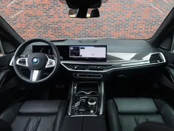 BMW X5 50e xDrive   M Performance - Pano - AHK