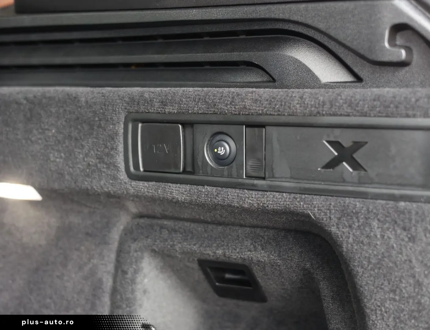 BMW X5 50e xDrive   M Performance - Pano - AHK
