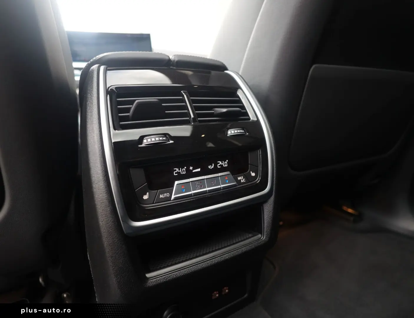 BMW X5 50e xDrive   M Performance - Pano - AHK