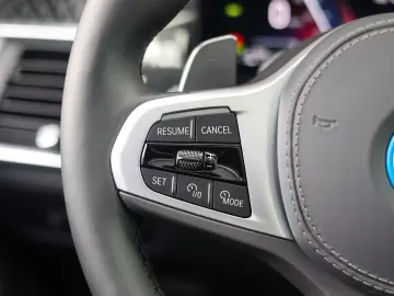 BMW X5 50e xDrive   M Performance - Pano - AHK