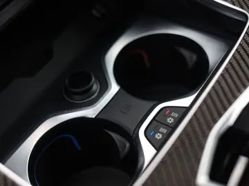 BMW X5 50e xDrive   M Performance - Pano - AHK
