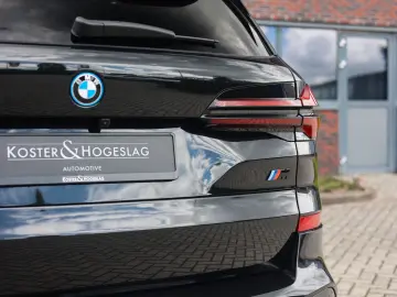 BMW X5 50e xDrive   M Performance - Pano - AHK