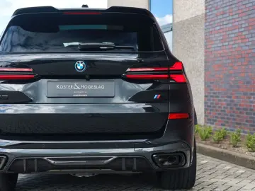 BMW X5 50e xDrive   M Performance - Pano - AHK