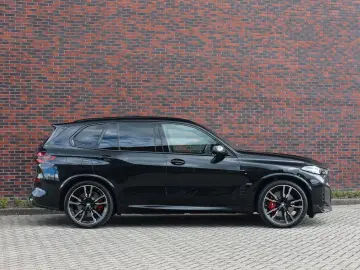 BMW X5 50e xDrive   M Performance - Pano - AHK