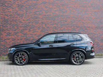 BMW X5 50e xDrive   M Performance - Pano - AHK