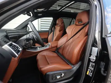 BMW X5 50e xDrive   M Performance - Pano - AHK