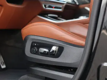 BMW X5 50e xDrive   M Performance - Pano - AHK