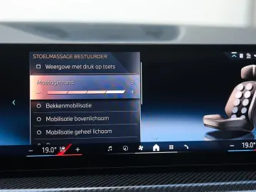 BMW X5 50e xDrive   M Performance - Pano - AHK