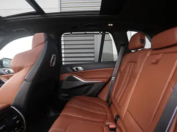 BMW X5 50e xDrive   M Performance - Pano - AHK